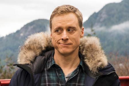Für die meisten Bewohner von Patience sieht das Alien aus wie Dr. Harry Vanderspeigle - doch es gibt auch Ausnahmen, die hin...