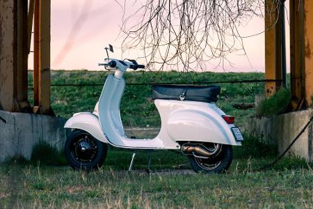 Mitte der 1980er Jahre justierte Piaggio sein Standardmodel neu, um den Anforderungen des ausländischen Markts Rechnung zu t...