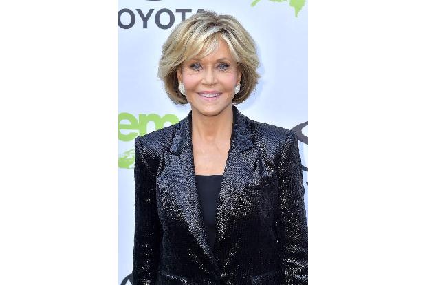Jane Fonda ist eine lebende Legende. Ihr Vater ist einer der bekanntesten Filmstars überhaupt: Henry Fonda spielte unter and...