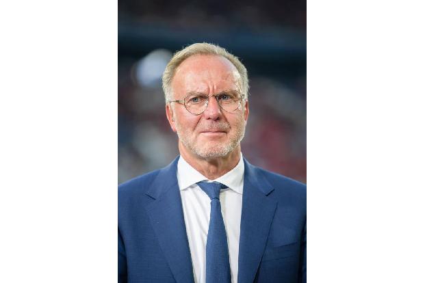 …die finanziellen Probleme der europäischen Klubs lösen wird, die durch Corona entstanden sind. Vielmehr sollten alle Verein...
