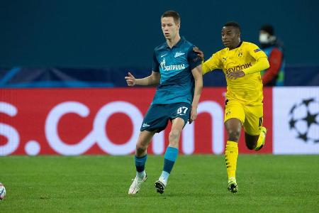 Avancierte mit seinem Joker-Einsatz gegen Zenit St. Petersburg zum jüngsten Spieler der Champions-League-Geschichte. Erhielt...