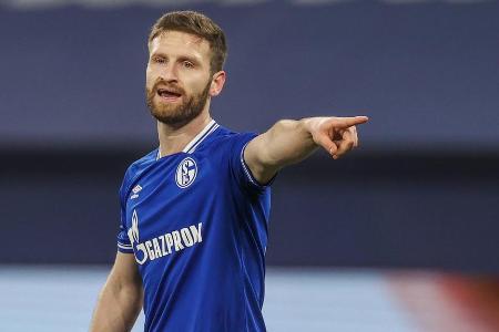 Kehrte wegen guter Trainingsleistungen nach der Ausbootung in der Vorwoche gegen Leverkusen in den Kader zurück. Warf gerade...