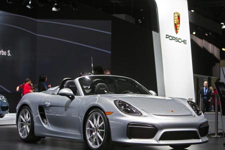 Die Luxusklasse beginnt beim günstigsten Porsche: Ab rund 60.000 Euro ist ein Boxster neu zu haben, 2021 feiert das Einsteig...