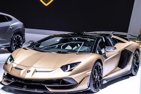 Hochpreisige Cabriolets ab 100.000 Euro gibt es einige, der 2021 teuerste Neuwagen stammt von Lamborghini. Der Aventador SVJ...