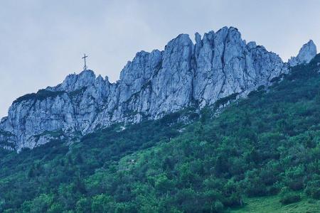 Der Laubenstein ist zwar nicht der höchste Berg in der Region, dafür bietet er einen der schönsten Ausblicke auf den Chiemse...