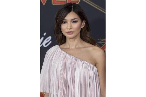'Phantastische Tierwesen'-Star Gemma Chan setzt sich dafür ein, dass afghanische Flüchtlinge in ihrer britischen Heimat will...
