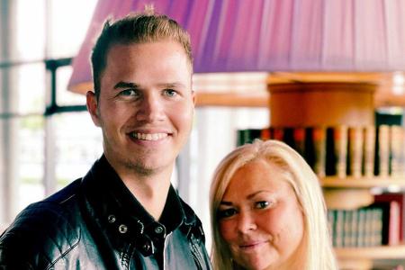 Nic (26) aus Berlin wünscht sich eine Partnerin an seiner Seite. Mama Jacqueline (51) ist sich sicher: Bislang stand ihm sei...