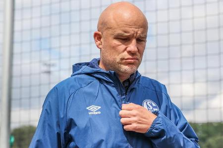 Bis zum 31. August will Bundesliga-Absteiger Schalke 04 noch einige Profis von der Gehaltsliste bekommen. Sportdirektor Rouv... Bis zum 31. August will Bundesliga-Absteiger Schalke 04 noch einige Profis von der Gehaltsliste bekommen. Sportdirektor Rouv...