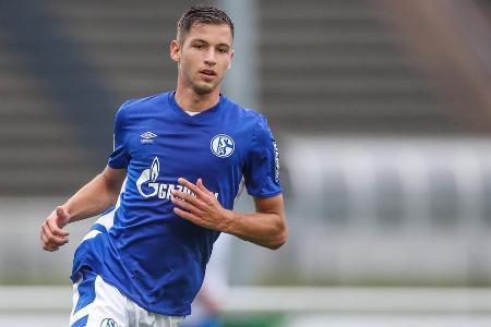 Bekam keine Möglichkeit mehr. Holte sich für einen Ellenbogeneinsatz lediglich noch die Gelbe Karte ab (86.).