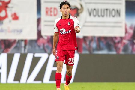 Licht und Schatten beim offensiven Mittelfeldspieler: Vergab zunächst aus sechs Metern das schon sichergeglaubte 2:0 (33.). ...