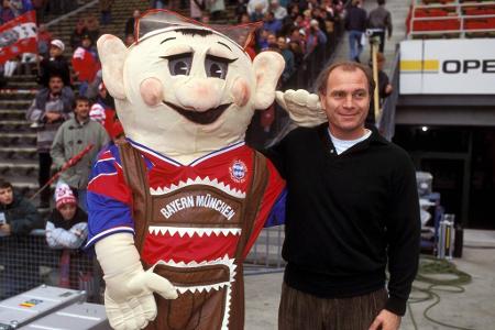 Von 1992 bis 2002 unterstützte 'Bazi' die Münchner an der Seitenlinie. Ob ihm das mit seinem leicht debil wirkenden Gesichts...