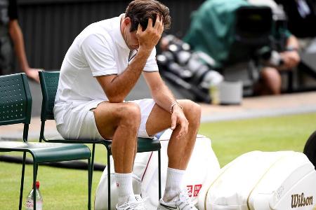 Was für ein tragischer Moment! Roger Federer unterliegt in einem hochdramatischen Wimbledon-Finale am 14.07.19 im fünften Sa...