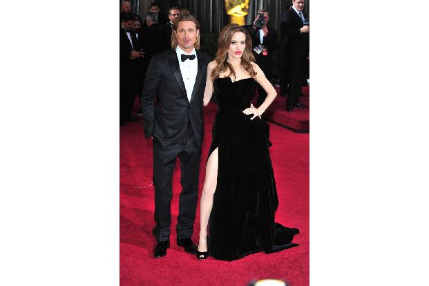 Angelina Jolie und Brad Pitt wollten ja mal mehr als zehn Kinder haben. Das war einmal. Drei adoptierte und drei leibliche K...
