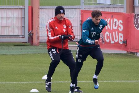 18.04.2021, FC Bayern Training,Muenchen , im Bild Dr Holger...