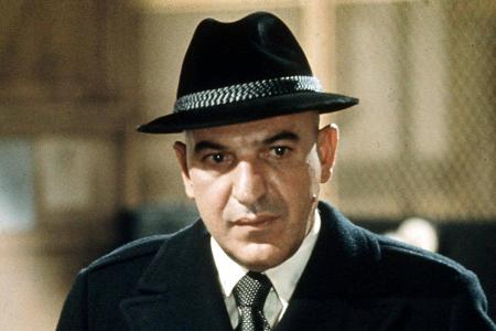 Auch Telly Savalas hätte am 21. Januar seinen 100. Geburtstag gefeiert. Als New Yorker Polizist Theodoros Kojak hat der Scha...