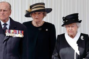 Queen Elizabeth II. trauert um ihre Hofdame Lady Farnham