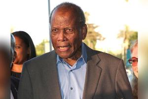 Sidney Poitier: Der erste afroamerikanische Oscarpreisträger ist tot