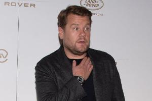 Moderator James Corden wurde positiv auf Covid-19 getestet.