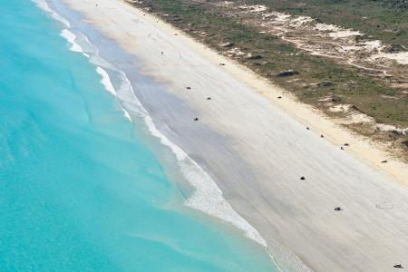 Der Cable Beach in Australien punktet durch sein klares Wasser und kilometerlangen Sandstrand. Doch leider werden hier immer...