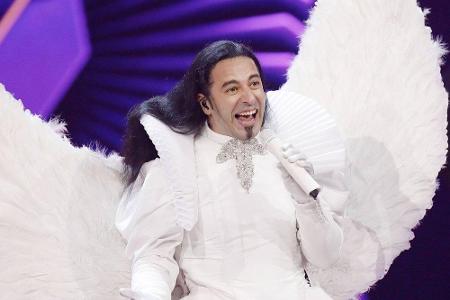 Der rockende Engel überraschte Publikum und Rateteam in Staffel eins gleichermaßen. Im Kostüm steckte Comedian Bülent Ceylan...
