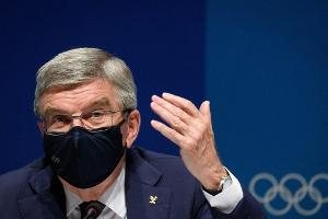 IOC-Chef Bach verabschiedet Ruder-Präsident Kaidel