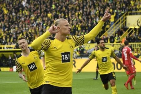 Haaland schießt BVB an die Spitze - Hertha siegt in Frankfurt Haaland schießt BVB an die Spitze - Hertha siegt in Frankfurt