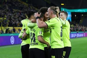 B-Elf und Mini-Kulisse: BVB dank Hazard im Achtelfinale