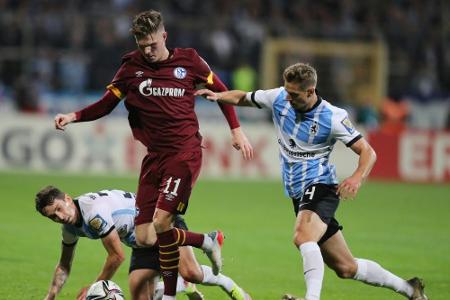 Nach Höhenflug: Schalke scheitert im Pokal
