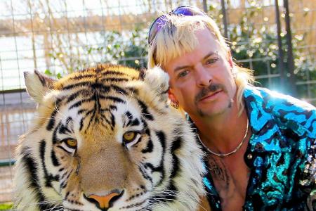 Wohl auch durch die Ankündigung einer zweiten Staffel erlebte Joe Exotic alias der 