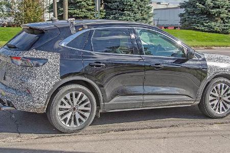 Ford Kuga Facelift Erlkönig