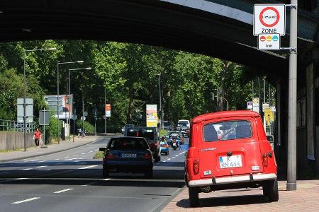 Renault 4