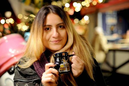 Glühwein 7 Imago Becker und Bredel.jpg