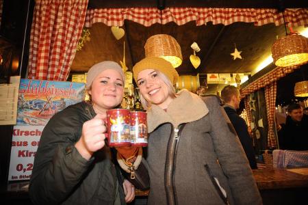 Glühwein 9 Imago Becker und Bredel.jpg