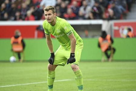 Hradecky patzt: Leverkusen scheidet gegen KSC aus