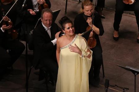 Opernstar Anna Netrebko war Mitte September wegen einer durch das Coronavirus ausgelösten Lungenentzündung im Krankenhaus. E...