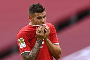 Vor Gerichtsverfahren am Dienstag: Hernandez in Bayern-Startelf in Leverkusen