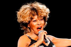 Tina Turner bekommt Ehrendoktortitel der Universität Bern