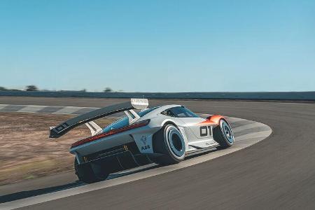 Porsche Mission R