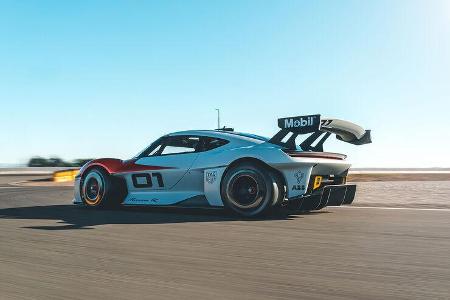 Porsche Mission R