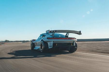 Porsche Mission R