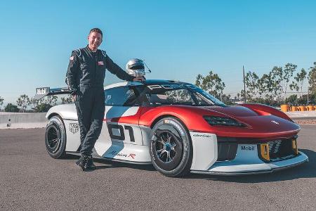 Porsche Mission R