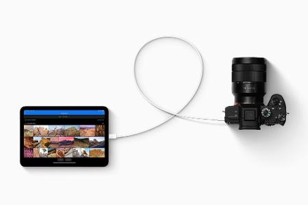 Dank USB-C lassen sich DSLR-Kameras ohne zusätzlichen Adapter anschließen.