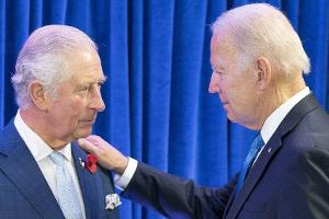 Prinz Charles (l.) und US-Präsident Joe Biden in Glasgow.