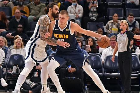 Nach Ausraster: NBA-Star Jokic für ein Spiel gesperrt Nach Ausraster: NBA-Star Jokic für ein Spiel gesperrt