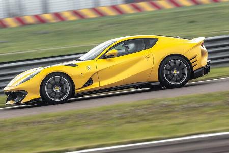 Ferrari 812 Competizione