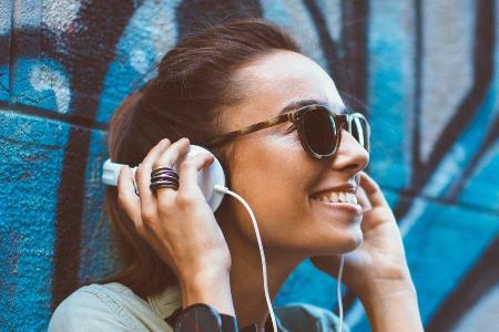 Bei Spotify können Nutzerinnen und Nutzer unter anderem an der Soundqualität schrauben. Bei Spotify können Nutzerinnen und Nutzer unter anderem an der Soundqualität schrauben.