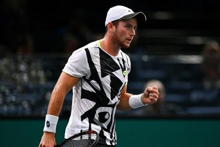 Paris: Koepfer ringt Murray nieder Paris: Koepfer ringt Murray nieder