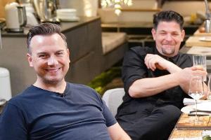 "Kitchen Impossible": Tim Mälzer lädt erneut zur "Weihnachts-Edition"