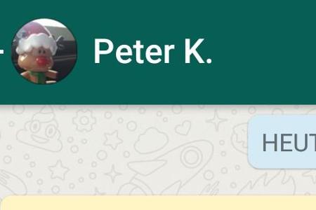 Der Name des Whatsapp-Kontakts steht oben im Chat.