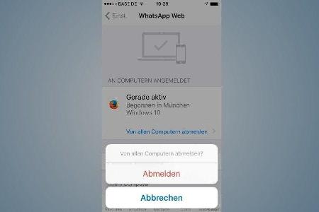 Die Verbindung zum Computer wird getrennt, indem in der App die Option „Von allen Computern abmelden“ gewählt wird.